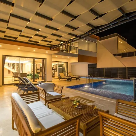 Betuel Koerdere Villa Kas